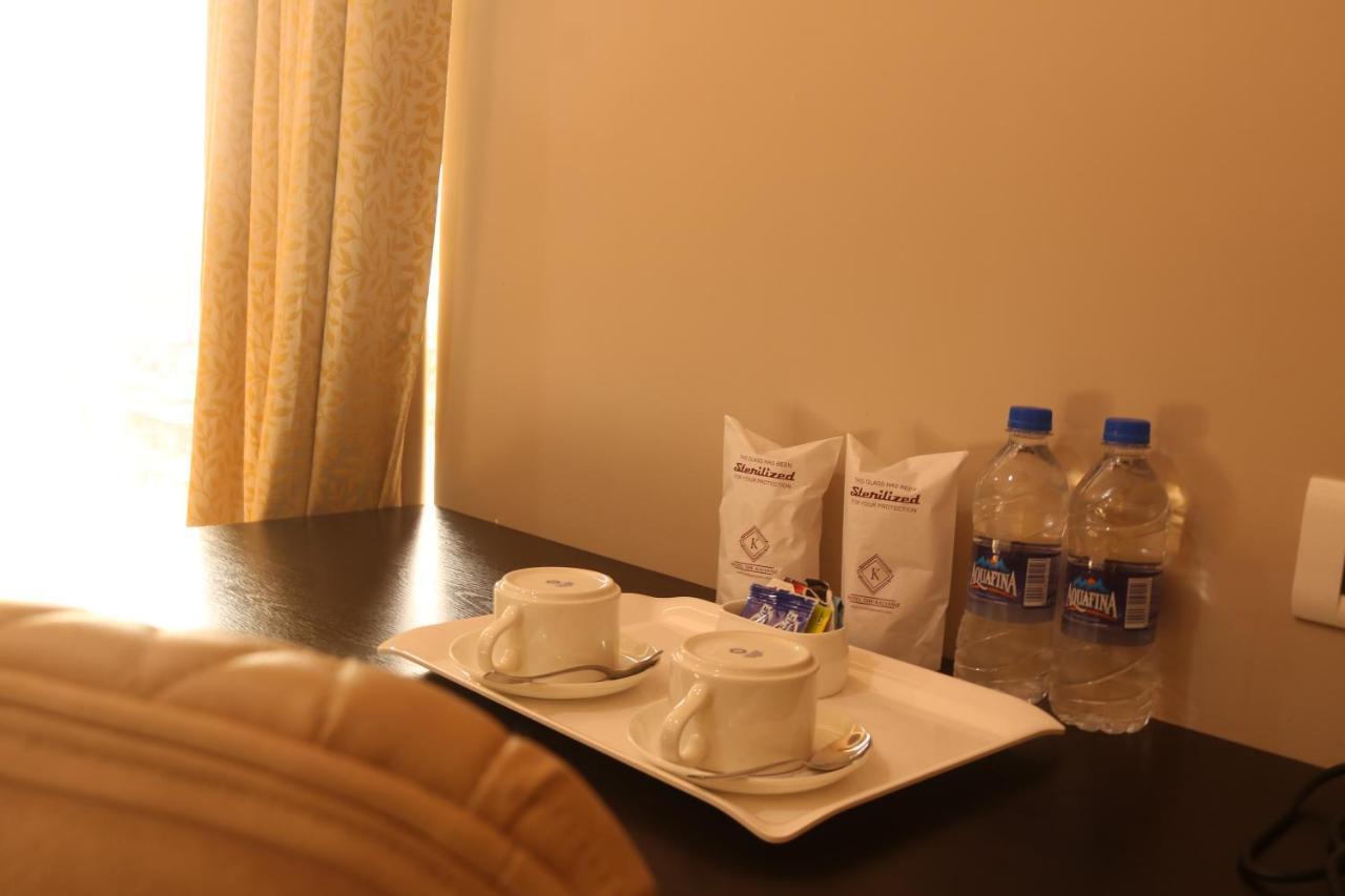 Hotel The Kalyaniz グワーハーティー エクステリア 写真